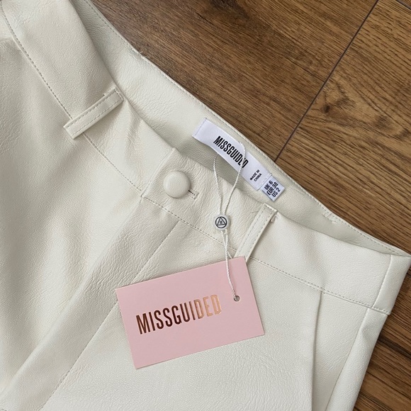Missguided faux leather cigarette trousers - Picture 5 of 5